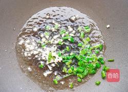 辣椒炒皮蛋的做法图解5