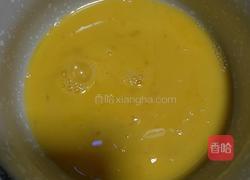 鸡蛋炒口蘑的做法图解2