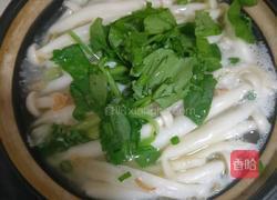 海鲜菇豆腐汤的做法图解7