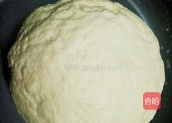 柳叶豆沙包的做法图解2