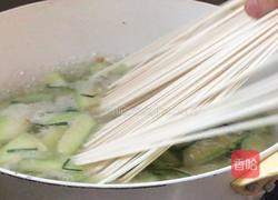 丝瓜鸡蛋汤面的做法图解12