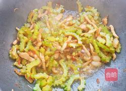 苦瓜炒肉的做法图解10