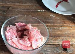 荷兰豆炒瘦肉的做法图解3