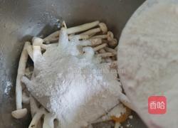 酥炸海鲜菇的做法图解7