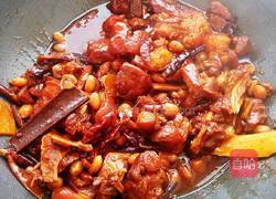 花生烧猪脚的做法图解11