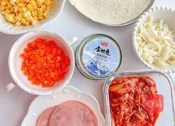 泡菜吞拿鱼花轮薄脆pizza--花样美味的做法图解1