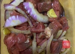 超下饭的珍菌牛仔粒,烹饪小白也能做!的做法图解1