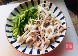 青椒炒鱿鱼丝的做法图解4