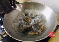 鲫鱼冬瓜豆腐汤的做法图解2