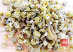 辣椒炒猪皮的做法图解4