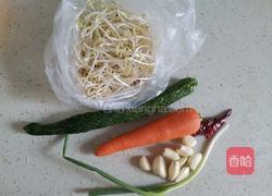 炝拌绿豆芽的做法图解1