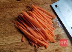 炝拌绿豆芽的做法图解3