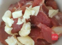 破土的劲草(千叶豆腐炒瘦肉)的做法图解2