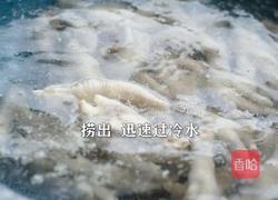 柠檬酸辣无骨鸡爪 当零食和下酒菜都好吃的做法图解2