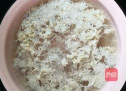 绣球菌瘦肉汤的做法图解5