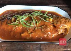 Illustration of how to make yellow croaker in tomato sauce 9
