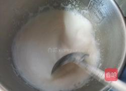 双色青提果冻杯的做法图解3