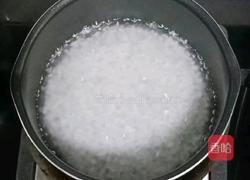 牛奶芒果西米露的做法图解3