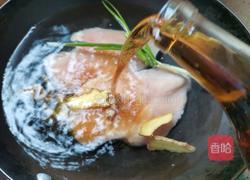凉拌手撕鸡胸肉的做法图解2