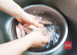 可乐烧鸡翅的做法图解1