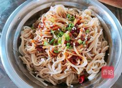 葱油拌面的做法图解7