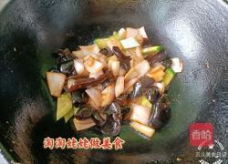 洋葱木耳炒鸡蛋的做法图解7