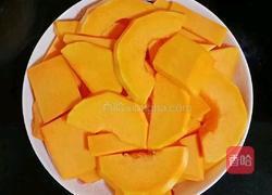 炸南瓜丸子的做法图解1