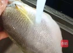清蒸黄花鱼的做法图解3