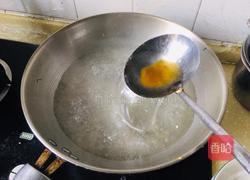 酸辣酥肉汤的做法图解1