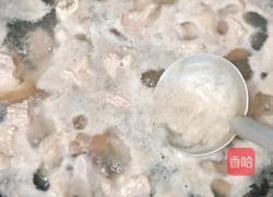 莲藕花生炖猪脚的做法图解6