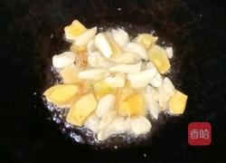 莲藕花生炖猪脚的做法图解7