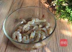 丝瓜炒虾仁的做法图解3