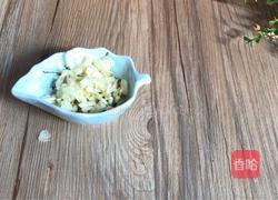 苋菜梗拌鸡丝的做法图解3