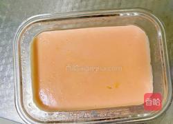 5分钟自制美食｜西瓜牛奶小方，清凉又解暑的做法图解4