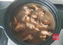 香菇啤酒鸭的做法图解3