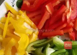 Illustration of how to make stir-fried tofu skin 1