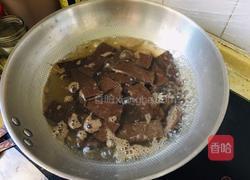 青椒炒鸭血的做法图解2