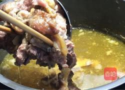 牛排骨汤河粉的做法图解2