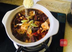 蒜蓉辣酱鸭血煲的做法图解12