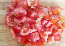 番茄鸡蛋拌面的做法图解1