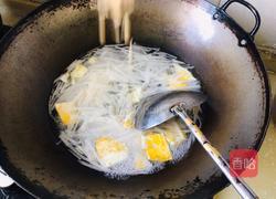 白萝卜煎蛋汤的做法图解9