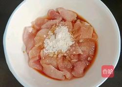 莲藕炒肉片的做法图解2