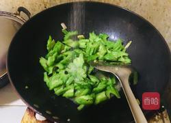 苦瓜炒鸡蛋的做法图解6