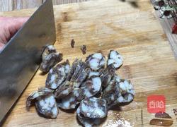 酸豆角茭白炒腊肠的做法图解4
