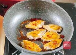 可乐鸡翅拌面的做法图解4