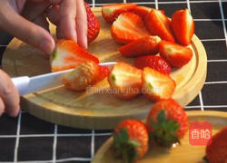 草莓牛肉粒的做法图解4