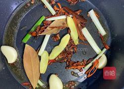 杭椒炒鸡的做法图解2