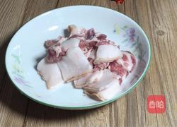蒜苔炒五花肉的做法图解2