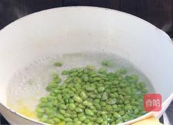 辣椒毛豆炒午餐肉的做法图解2