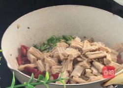 辣椒炒腐竹的做法图解8